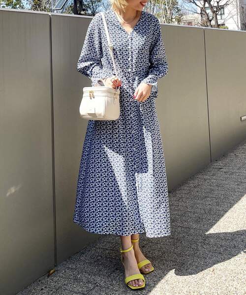 OPAQUE.CLIP（オペークドットクリップ）の「◆スクエアフォルムバニティバッグ（ショルダーバッグ・レディース・ホワイト/ブラック系2/レッド系1・00）」の10枚目の写真