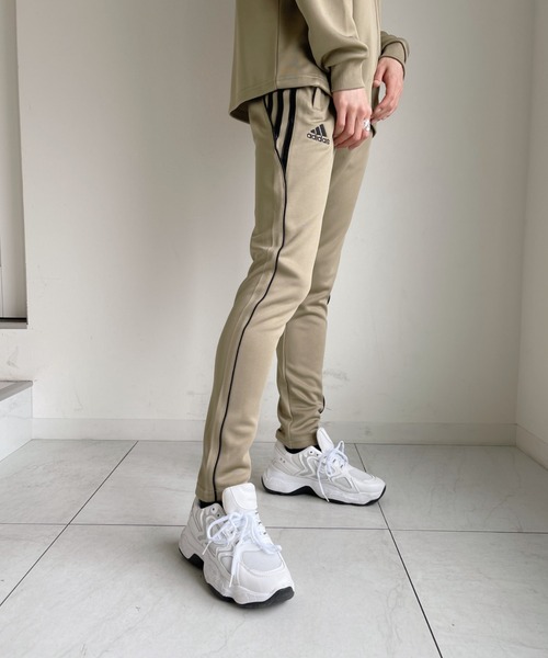 adidas(アディダス)の「adidas COMBAT SPORTS(アディダス コンバットスポーツ)/TRACK PANTS トラックパンツ ジャージ(スウェットパンツ・レディース・ブラック/ベージュ・M/L)」の9枚目の写真