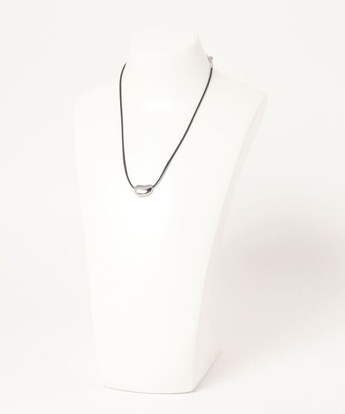 ADAM ET ROPE'（アダムエロペ）の「【LES BIJOUX】ビーンモチーフチョーカー（ネックレス・レディース・ゴールド/シルバー・FREE）」の3枚目の写真