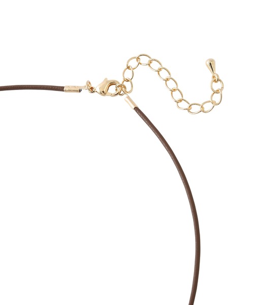 ADAM ET ROPE'（アダムエロペ）の「【LES BIJOUX】ビーンモチーフチョーカー（ネックレス・レディース・ゴールド/シルバー・FREE）」の9枚目の写真