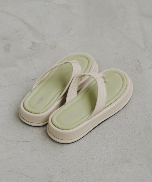 Kastane（カスタネ）の「配色トングサンダル（サンダル・レディース・アイボリー/ブラック・37/36/38）」の10枚目の写真