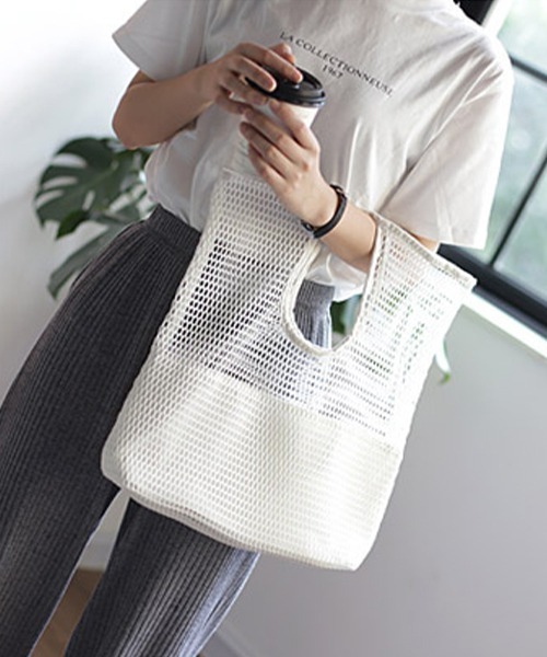 c.u.l(シーユーエル)の「【c.u.l】メッシュミニバッグ cula375(トートバッグ・レディース・ホワイト/ブラック・FREE)」の6枚目の写真