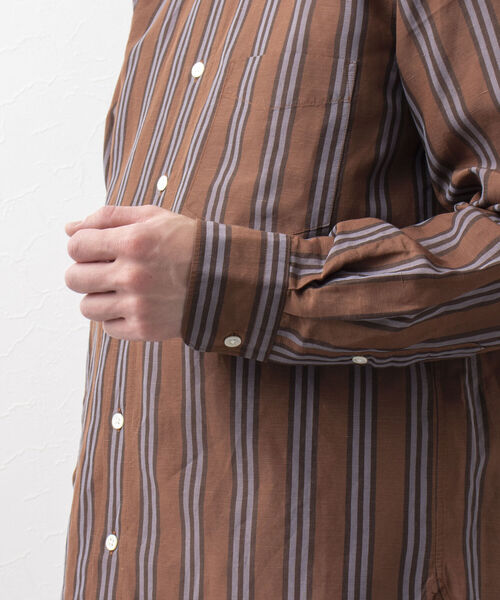NOLLEY'S goodman(ノーリーズグッドマン)の「リネンブレンド ビッグシルエット シャツ(シャツ/ブラウス・メンズ・ブラック/ブラウン/ベージュ/ブルー系その他7・M/L)」の19枚目の写真