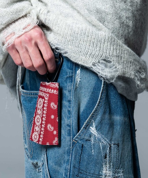 glamb（グラム）の「Bandana Key Case / バンダナキーケース（キーケース/キーアクセサリー・メンズ・レッド/ブラック・FREE）」の10枚目の写真