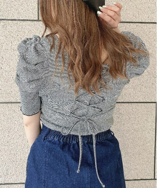 TORTE（トルテ）の「バックレースアップギャザートップス（Tシャツ/カットソー・レディース・ライトブルー/ブラック/ブラック系その他/ブルー系その他・FREE）」の3枚目の写真