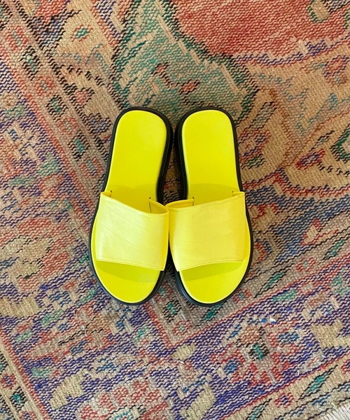 SHAGGIE（シャギー）の「プラットフォームコンフォートサンダル（サンダル・レディース・ホワイト/ブラック/イエロー・SMALL/MEDIUM/LARGE/X-LARGE）」の11枚目の写真