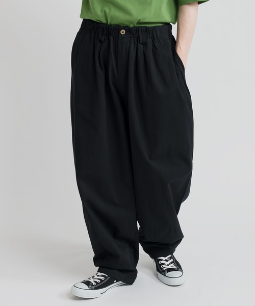 MUHET(ミュエータ)の「バルーンパンツ(その他パンツ・レディース・ブラック/アイボリー/キャメル・SMALL/MEDIUM/X-LARGE)」の3枚目の写真