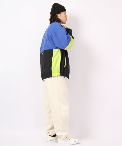LONSDALE(ロンズデール)の「LONSDALE ナイロンワッシャー ジャケット カラーブロック ジャンバー(ナイロンジャケット・メンズ・ブラック/パープル/グリーン・LL/L/M)」の12枚目の写真
