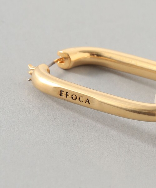 EPOCA（エポカ）の「オーバルチェーンコンビピアス（ピアス（両耳用）・レディース・ゴールド/ゴールド系その他・FREE）」の4枚目の写真