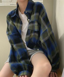 オーバーサイズ×ドロップショルダーでこなれ感アップ。長袖グラデーションオンブレチェック柄ネルシャツ レディース