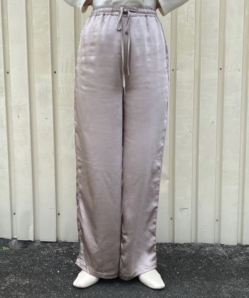 Couleur Meler(クルールメリー)の「Couleur Meler オクユウカ サテンイージーストレートパンツ(その他パンツ・レディース・ブラック/ベージュ系その他・FREE)」の19枚目の写真