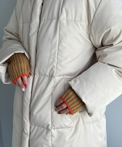 DISCOAT（ディスコート）の「配色リブニットアームウォーマー（手袋・レディース・ブラック/ベージュ/アイボリー/グリーン系その他・FREE）」の10枚目の写真