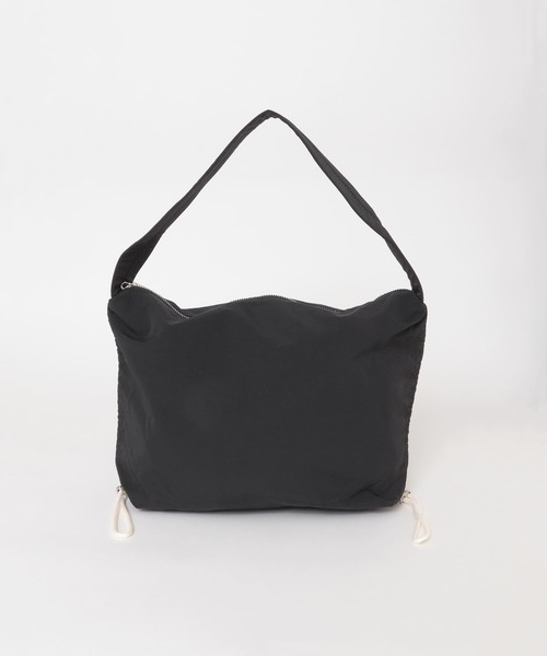 KBF(ケイビーエフ)の「ドロストショルダーBAG(ショルダーバッグ・レディース・アイボリー/グリーン/ブラック・ONE)」の17枚目の写真