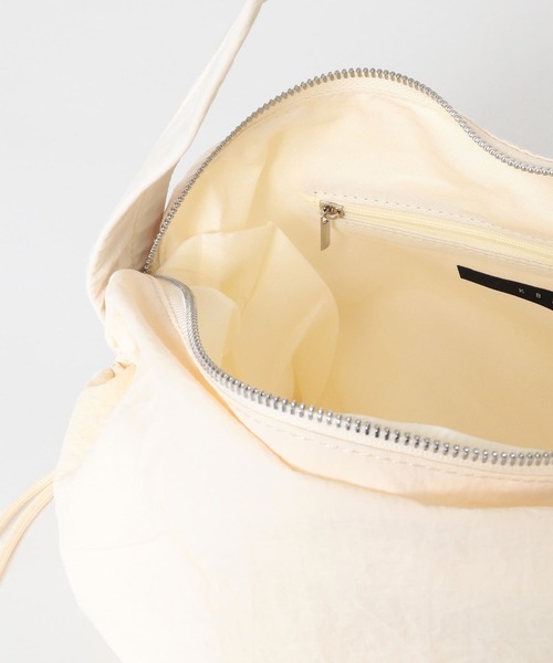 KBF(ケイビーエフ)の「ドロストショルダーBAG(ショルダーバッグ・レディース・アイボリー/グリーン/ブラック・ONE)」の21枚目の写真