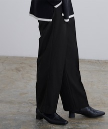ベーシックセンタープレスワイドパンツ