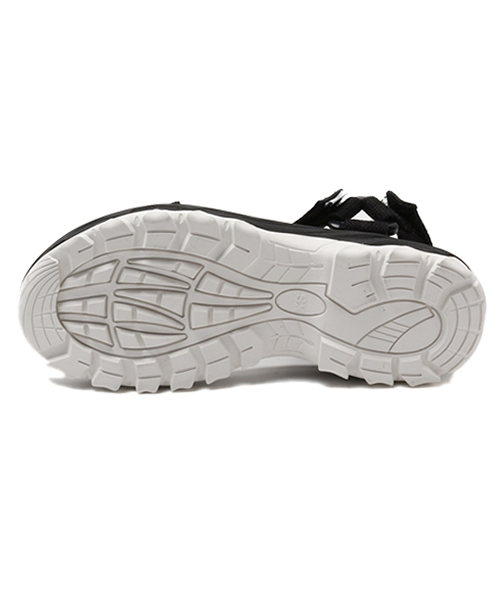 CIAOPANIC TYPY（チャオパニックティピー）の「スポーツサンダル（サンダル・レディース・ブラック/ホワイト・LARGE/MEDIUM）」の5枚目の写真