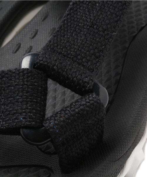 CIAOPANIC TYPY（チャオパニックティピー）の「スポーツサンダル（サンダル・レディース・ブラック/ホワイト・LARGE/MEDIUM）」の4枚目の写真