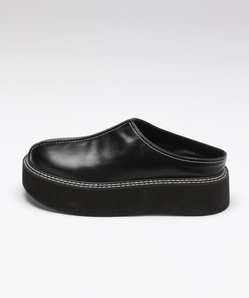 PAGEBOY（ページボーイ）の「モードクロッグシューズ（サンダル・レディース・ブラック/オフホワイト・M/L）」の5枚目の写真