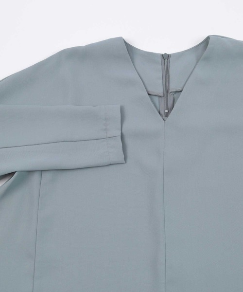 UR'S（ユアーズ）の「Vネックトップス×パンツセットアップ（セットアップ・レディース・ネイビー/ブラック/グレイッシュブルー・S/M/L）」の9枚目の写真