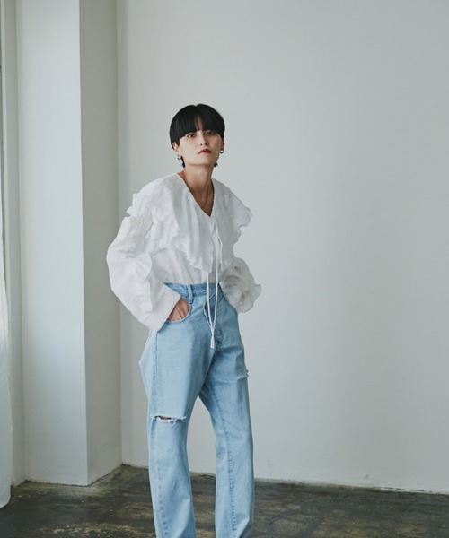 mici(ミチ)の「(mici)フレアカラーシャツ(シャツ/ブラウス・レディース・ブラック/ホワイト系その他・ONE SIZE)」の9枚目の写真