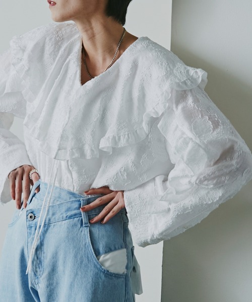 mici(ミチ)の「(mici)フレアカラーシャツ(シャツ/ブラウス・レディース・ブラック/ホワイト系その他・ONE SIZE)」の20枚目の写真