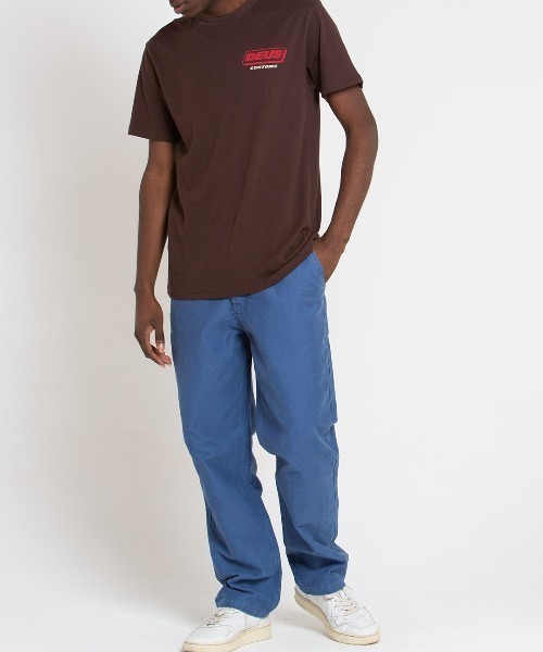 DEUS EX MACHINA（デウスエクスマキナ）の「UNCHAINED TEE（Tシャツ/カットソー・メンズ・ブラック/ブラウン・SMALL/MEDIUM/LARGE）」の4枚目の写真