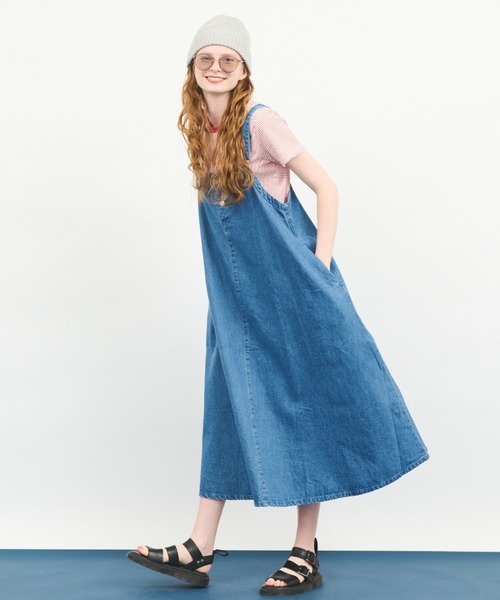 MERLOT(メルロー)の「デニムジャンパースカート(ジャンパースカート・レディース・アイボリー/ブルー/ネイビー・FREE)」の20枚目の写真