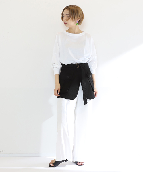 VERMEIL par iena（ヴェルメイユパーイエナ）の「【INSCRIRE/アンスクリア】Twill Unility Pocket Skirt（スカート・レディース・ブラック・MEDIUM）」の3枚目の写真