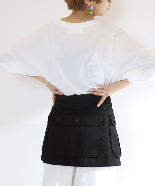 VERMEIL par iena（ヴェルメイユパーイエナ）の「【INSCRIRE/アンスクリア】Twill Unility Pocket Skirt（スカート・レディース・ブラック・MEDIUM）」の7枚目の写真