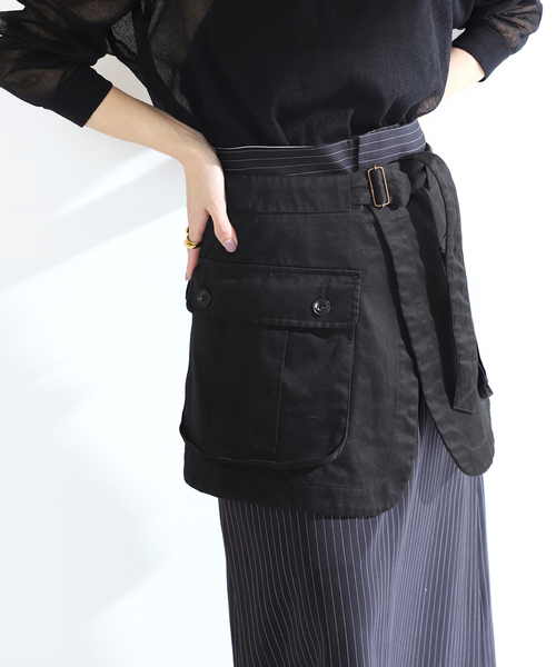 VERMEIL par iena（ヴェルメイユパーイエナ）の「【INSCRIRE/アンスクリア】Twill Unility Pocket Skirt（スカート・レディース・ブラック・MEDIUM）」の9枚目の写真