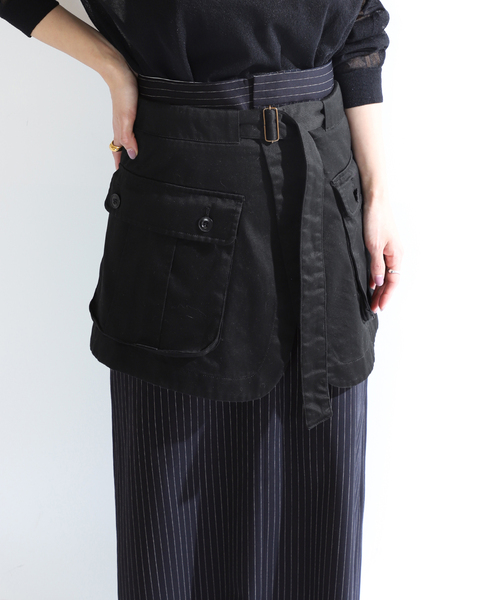 VERMEIL par iena（ヴェルメイユパーイエナ）の「【INSCRIRE/アンスクリア】Twill Unility Pocket Skirt（スカート・レディース・ブラック・MEDIUM）」の17枚目の写真