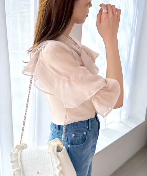 OLIVE des OLIVE（オリーブデオリーブ）の「ラッフルボウタイブラウス（シャツ/ブラウス・レディース・ホワイト/オフホワイト/ピンクベージュ・FREE）」の8枚目の写真