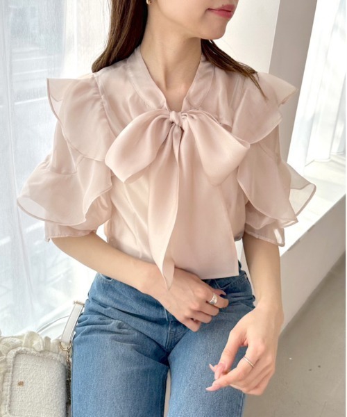 OLIVE des OLIVE（オリーブデオリーブ）の「ラッフルボウタイブラウス（シャツ/ブラウス・レディース・ホワイト/オフホワイト/ピンクベージュ・FREE）」の10枚目の写真