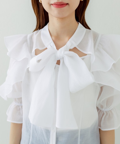 OLIVE des OLIVE（オリーブデオリーブ）の「ラッフルボウタイブラウス（シャツ/ブラウス・レディース・ホワイト/オフホワイト/ピンクベージュ・FREE）」の15枚目の写真