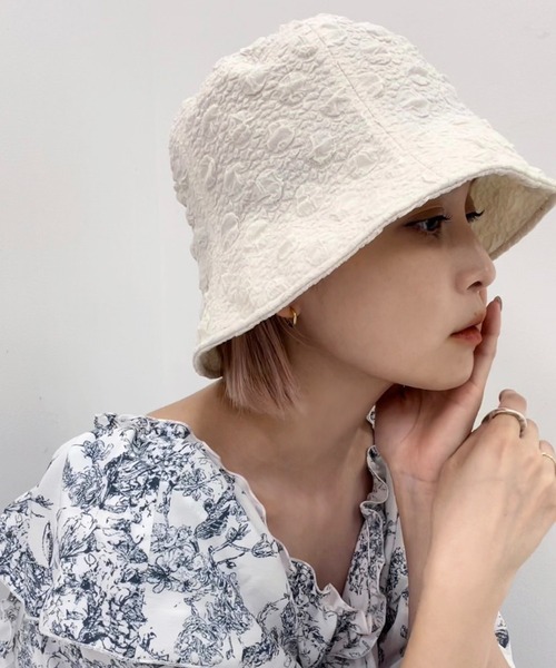 one after another NICE CLAUP（ワンアフターアナザーナイスクラップ）の「しぼしぼドットバケットハット（ハット・レディース・ピンク/ブラック/アイボリー・FREE）」の2枚目の写真