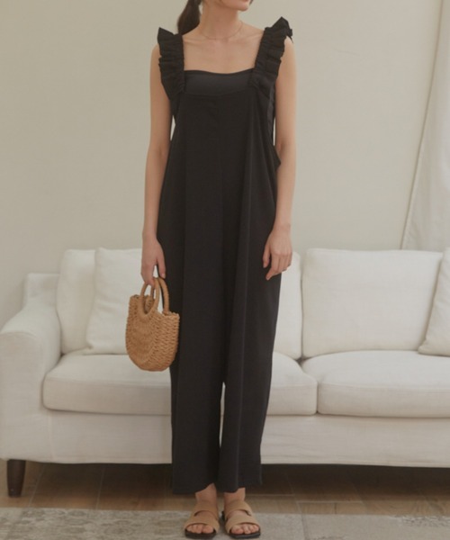 ACYM(アシーム)の「Shoulder frill ロンパース(つなぎ/オールインワン・レディース・ベージュ/ブラック・FREE)」の17枚目の写真