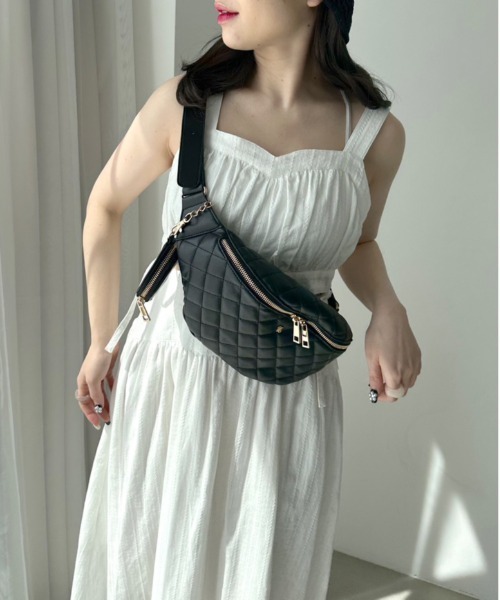 OLIVE des OLIVE（オリーブデオリーブ）の「【WEB限定カラー有】肌見せキャミワンピース　1031090480（ワンピース・レディース・ブラック/ミント/レッド/オフホワイト/ワンウォッシュ・FREE）」の13枚目の写真