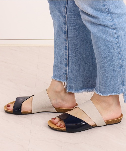 PLAKTON(プラクトン)の「【PLAKTON】別注ダブルストラップフラットサンダル(サンダル・レディース・グレー/アイボリー・L/M/S)」の5枚目の写真
