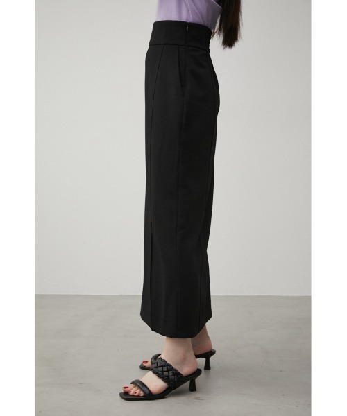 AZUL by moussy（アズールバイマウジー）の「CUT TIGHT SKIRT/カットタイトスカート（スカート・レディース・ライトベージュ/ブラック・SMALL/MEDIUM）」の6枚目の写真