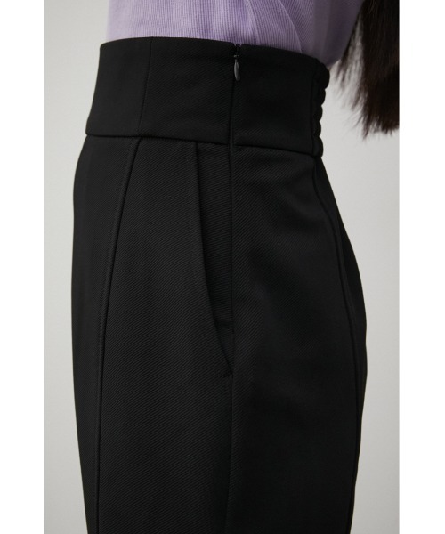 AZUL by moussy（アズールバイマウジー）の「CUT TIGHT SKIRT/カットタイトスカート（スカート・レディース・ライトベージュ/ブラック・SMALL/MEDIUM）」の10枚目の写真