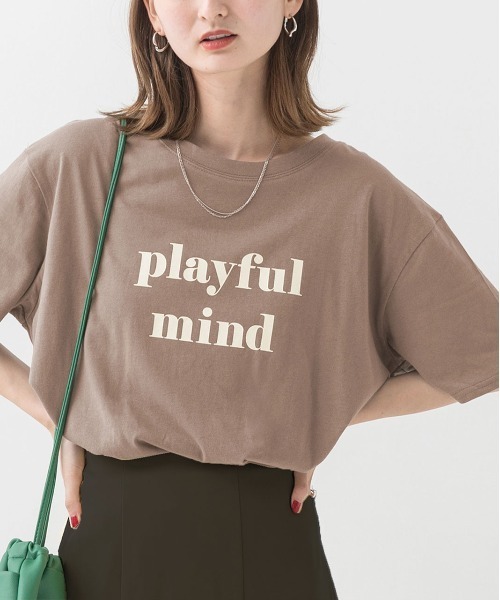 ad thie（アドティエ）の「ロゴプリント オーバーサイズ Tシャツ（Tシャツ/カットソー・レディース・ミント/ライトイエロー/パープル/チャコール/ピンク系その他4/ホワイト/ダークブラウン/モカ/グリーン/オフホワイト/アイボリー/オールドローズ系/ブラック/ピンクベージュ/ブルーグレー・FREE）」の7枚目の写真