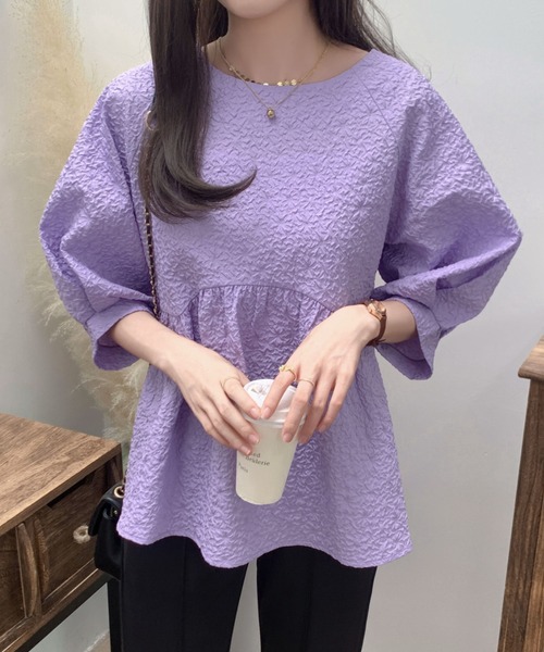 ふくれジャガードペプラムブラウス