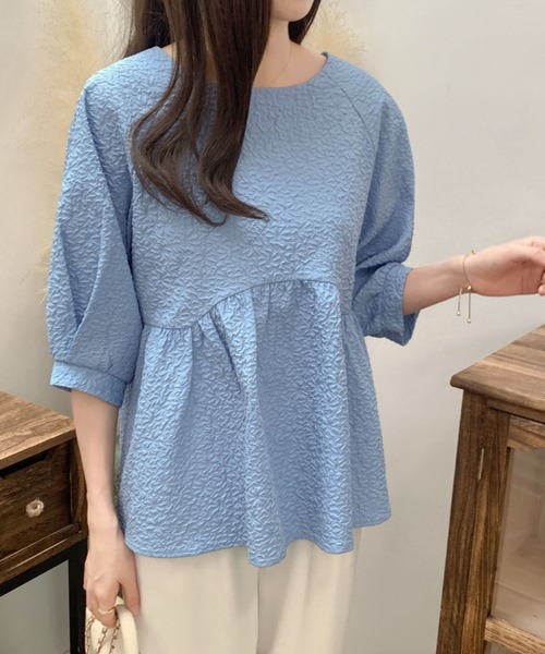 ふくれジャガードペプラムブラウス