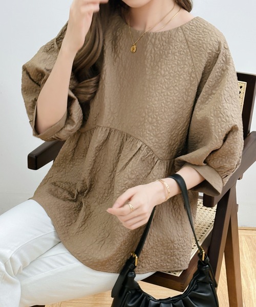 ABITOKYO(アビトーキョー)の「ふくれジャガードペプラムブラウス(シャツ/ブラウス・レディース・モカ/グリーン/ブラック/ホワイト/パープル/ブルー/ベージュ・M/L)」の15枚目の写真