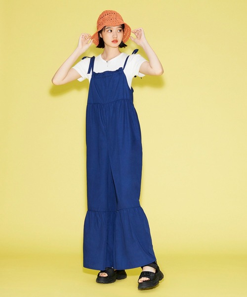 FOREVER 21（フォーエバー トゥエンティーワン）の「裾フレアキャミオールインワン（つなぎ/オールインワン・レディース・ブラック/ネイビー・SMALL/MEDIUM）」の15枚目の写真