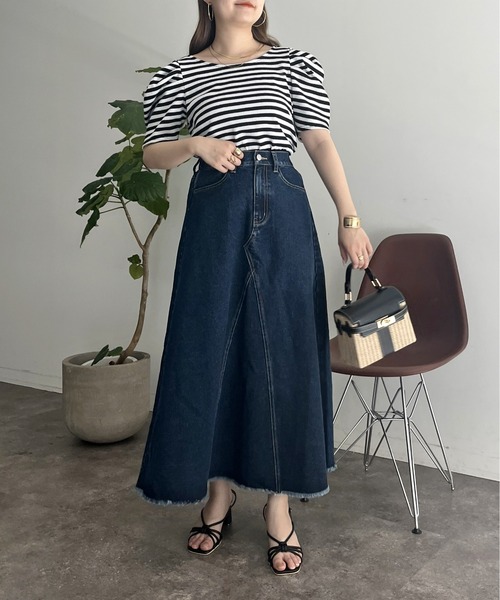 prose verse（プロズヴェール）の「裾フリンジリメイク風デニムフレアスカート（デニムスカート・レディース・ネイビー/ブルー・MEDIUM）」の19枚目の写真