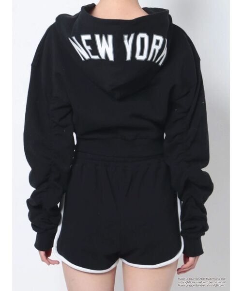 GYDA（ジェイダ）の「GYDA [MLB] ショートパーカー（パーカー・レディース・グレー/オフホワイト/ブラック・FREE）」の7枚目の写真