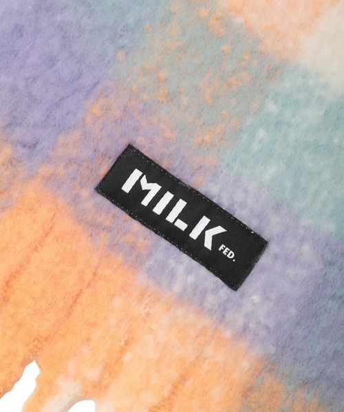 MILKFED.（ミルクフェド）の「BIG PLAID STOLE（マフラー・レディース・イエロー/ライトパープル/ブラック・ONE SIZE）」の7枚目の写真