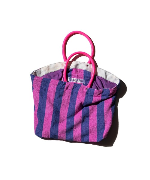 PUEBCO（プエブコ）の「POOL BAG/SINGLE COLOR LINING（ショルダーバッグ・メンズ・ライトオレンジ系/オレンジ系その他/ライトグリーン系/オレンジ系その他2/パープル系その他/グリーン系その他/ブルー系その他・ONE SIZE）」の10枚目の写真