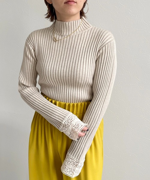 LHELBIE（レルビエ）の「カフスレース二重臼リブニット（Tシャツ/カットソー・レディース・アイボリー/ブラック/グレイッシュベージュ・M）」の13枚目の写真